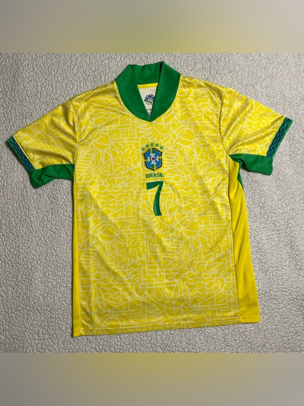 Brazil National Team #7 Soccer Jersey - Picture 9 of 10